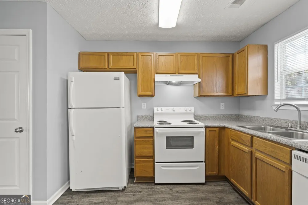 1469 N 42 HWY Jackson, GA 30233