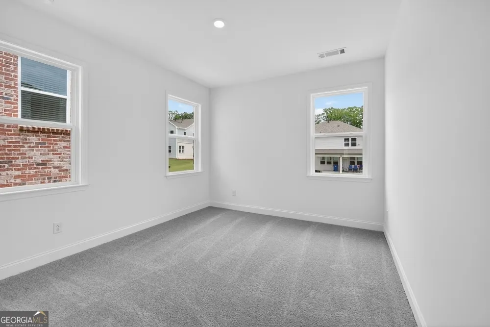 1683 Caldwell Bend LN Dacula, GA 30019