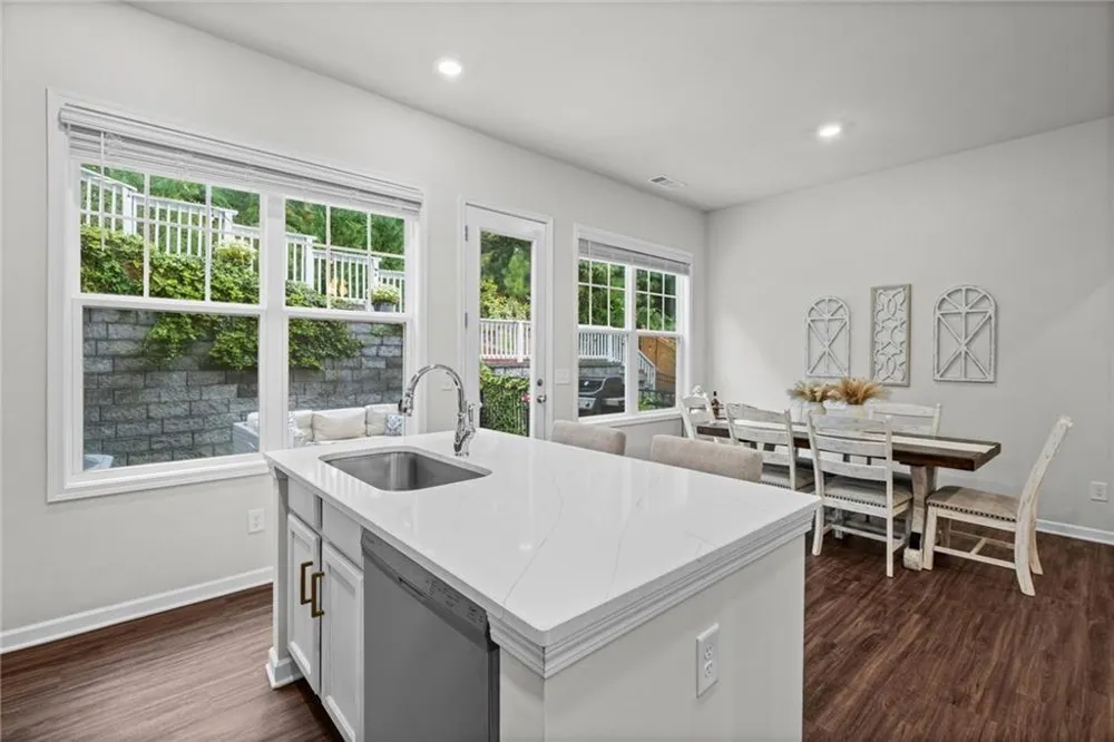 469 Bishop Lane Woodstock, GA 30188