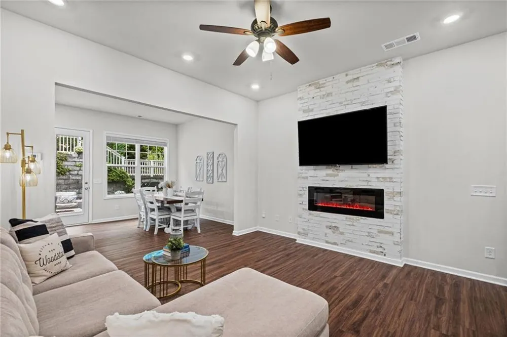 469 Bishop Lane Woodstock, GA 30188