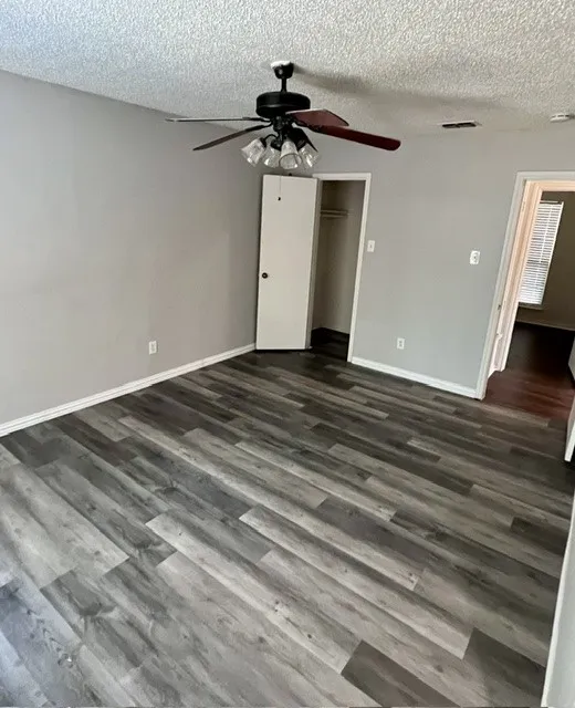 3013 Clover Lane Euless, TX 76039