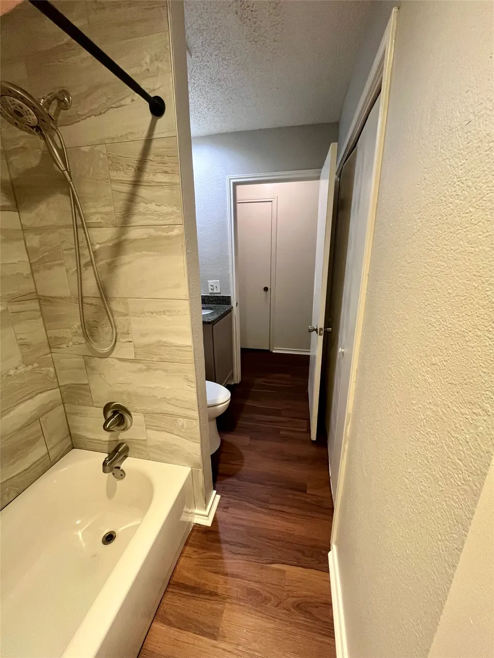 3013 Clover Lane Euless, TX 76039
