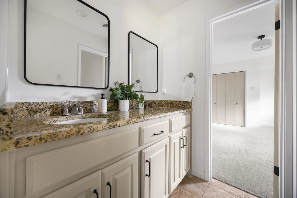 3856 Antigua Drive Dallas, TX 75244