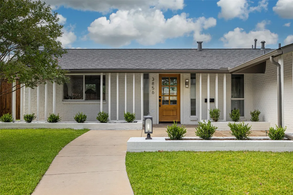 3856 Antigua Drive Dallas, TX 75244