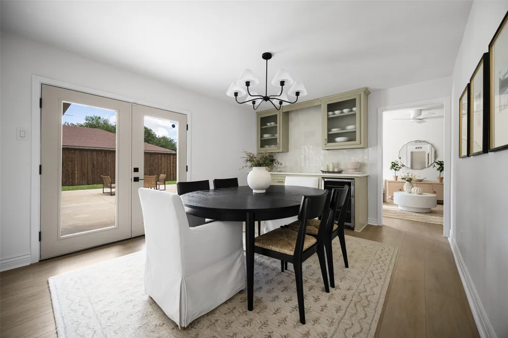 3856 Antigua Drive Dallas, TX 75244