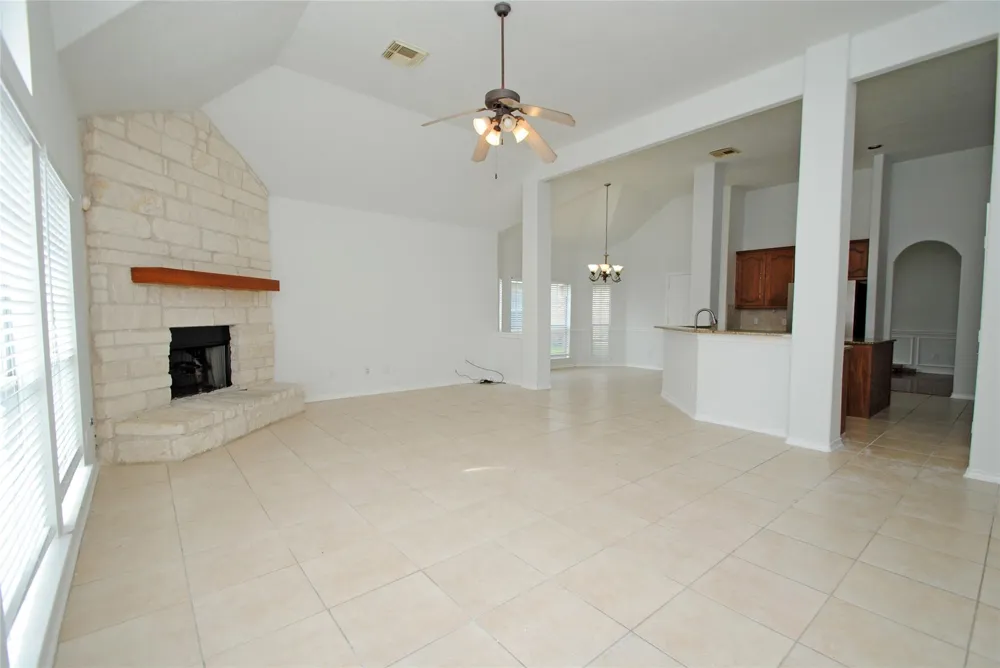 25607 Creston Meadow Drive Richmond, TX 77406