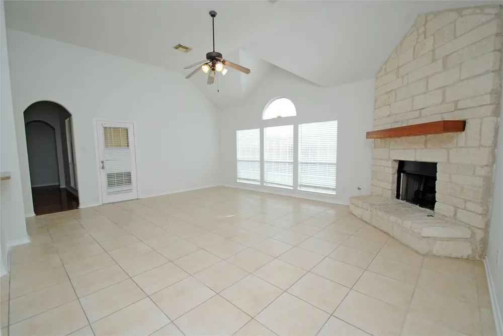 25607 Creston Meadow Drive Richmond, TX 77406
