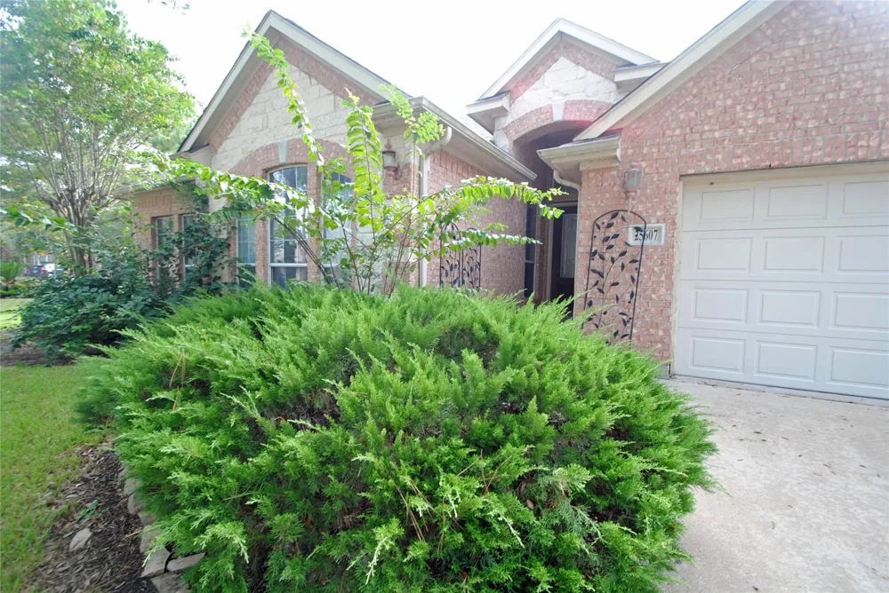 25607 Creston Meadow Drive Richmond, TX 77406