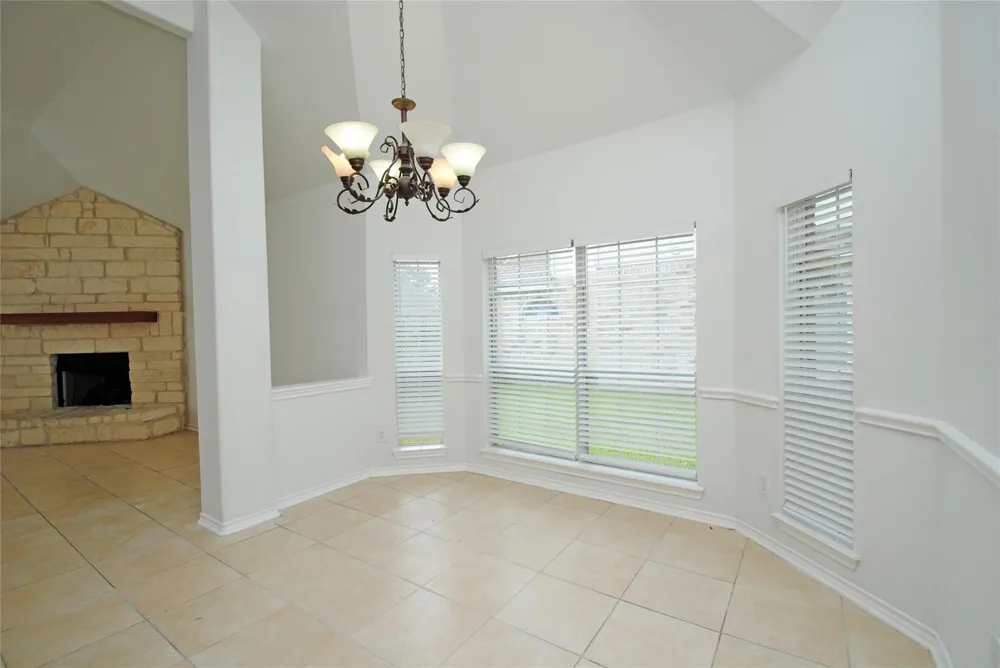 25607 Creston Meadow Drive Richmond, TX 77406