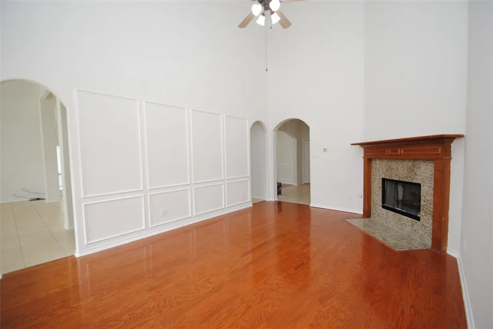 25607 Creston Meadow Drive Richmond, TX 77406