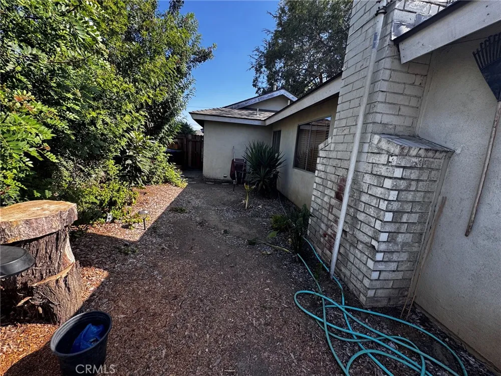 518 Juniper Brea, CA 92821