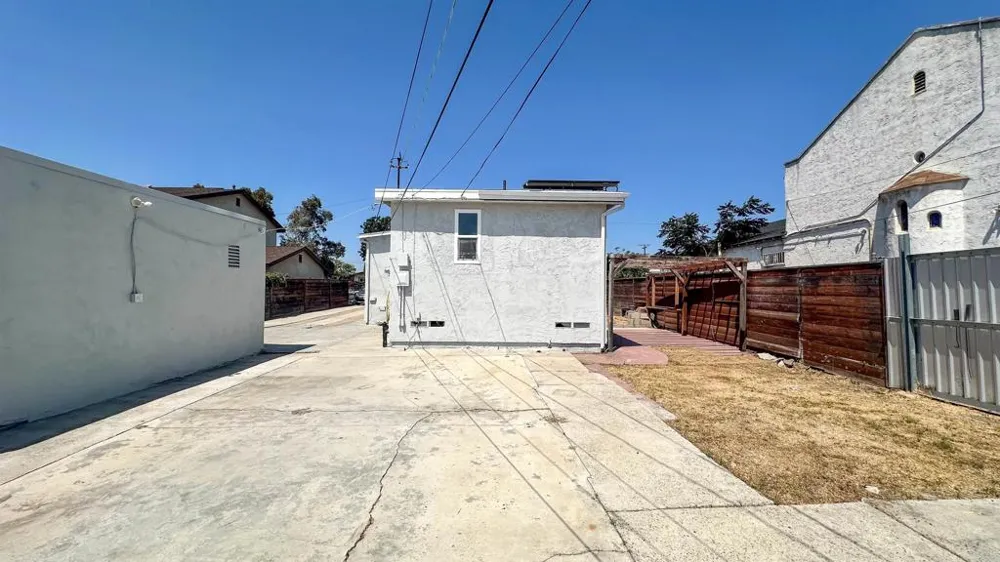 3175 Clay Avenue San Diego, CA 92113