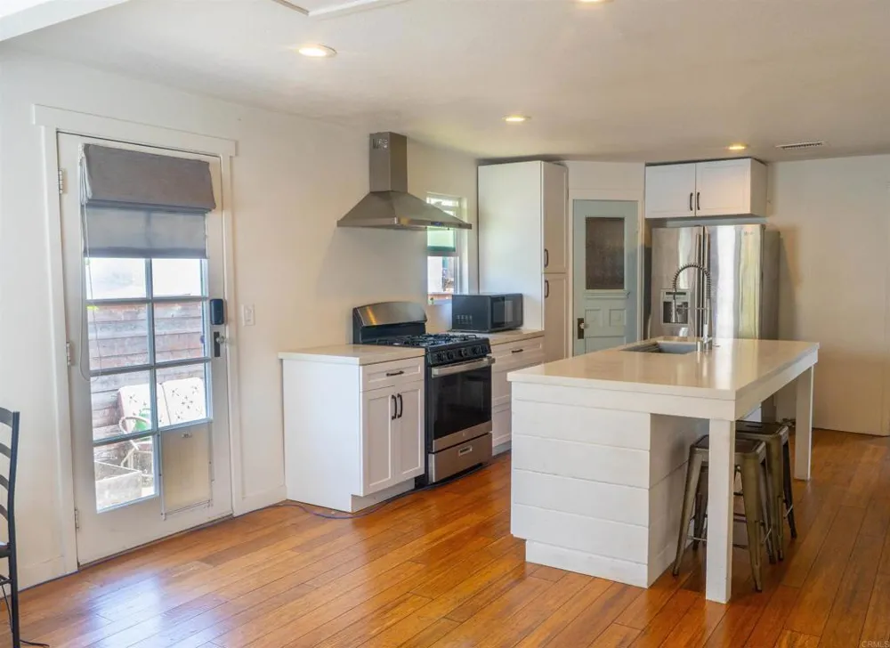 3175 Clay Avenue San Diego, CA 92113