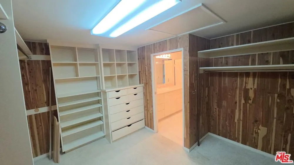 1629 Michael Lane Los Angeles, CA 90272