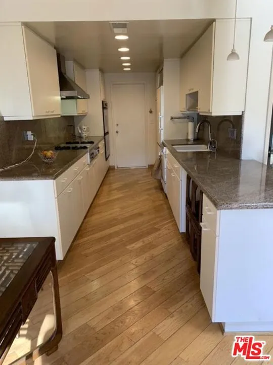 1629 Michael Lane Los Angeles, CA 90272