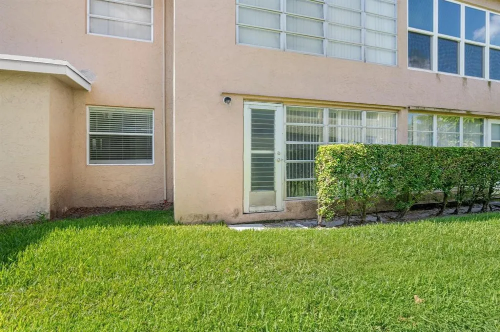 2601 Red Hibiscus Boulevard Delray Beach, FL 33445