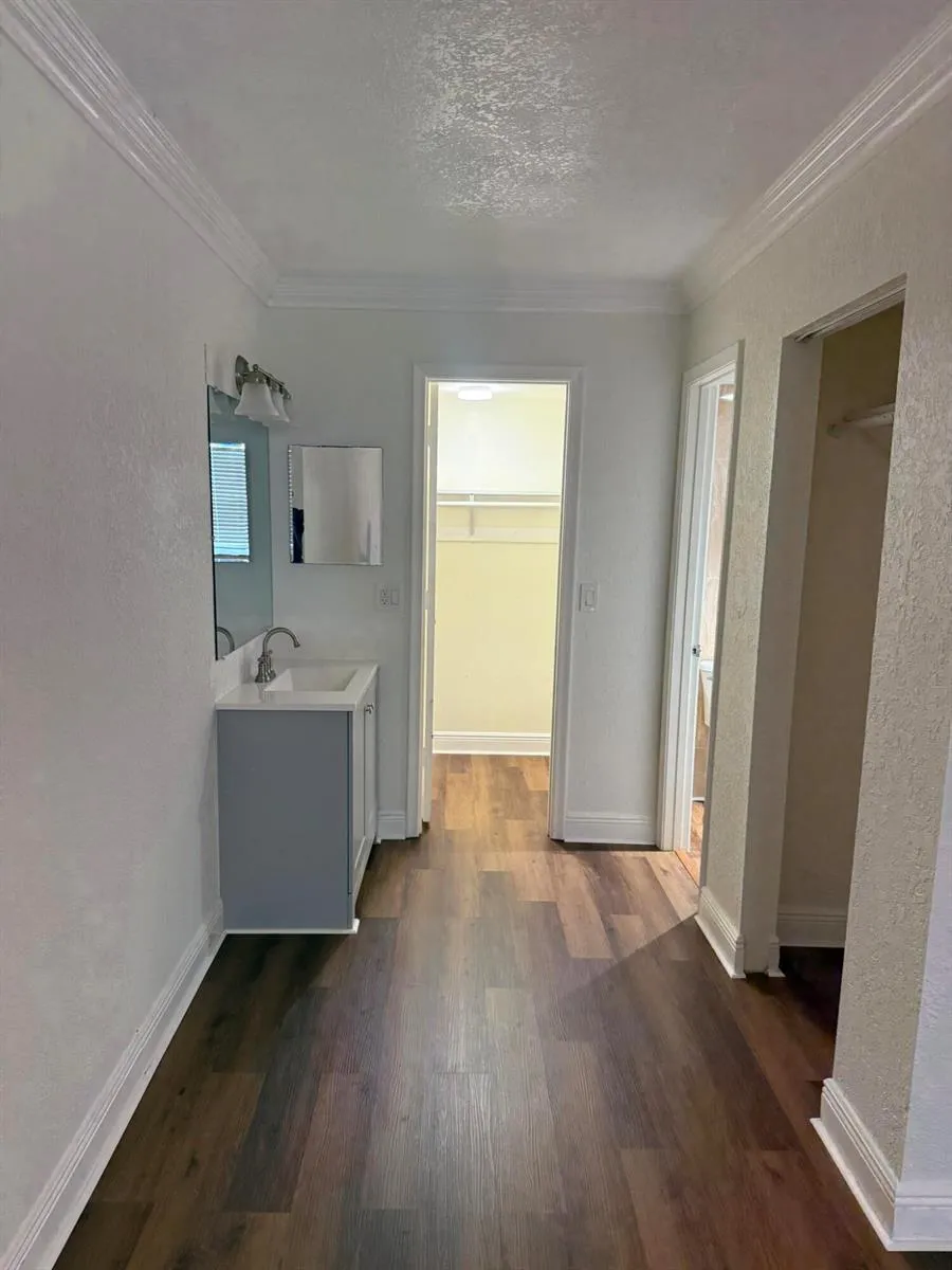 2601 Red Hibiscus Boulevard Delray Beach, FL 33445