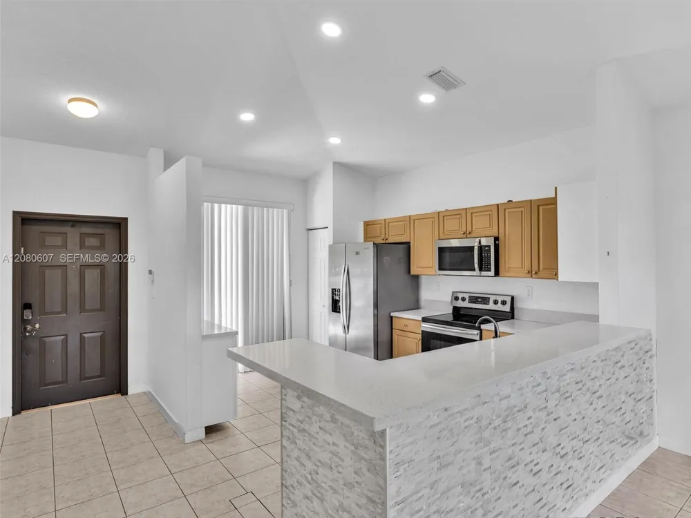 7420 S Aragon Blvd #1 Sunrise, FL 33313