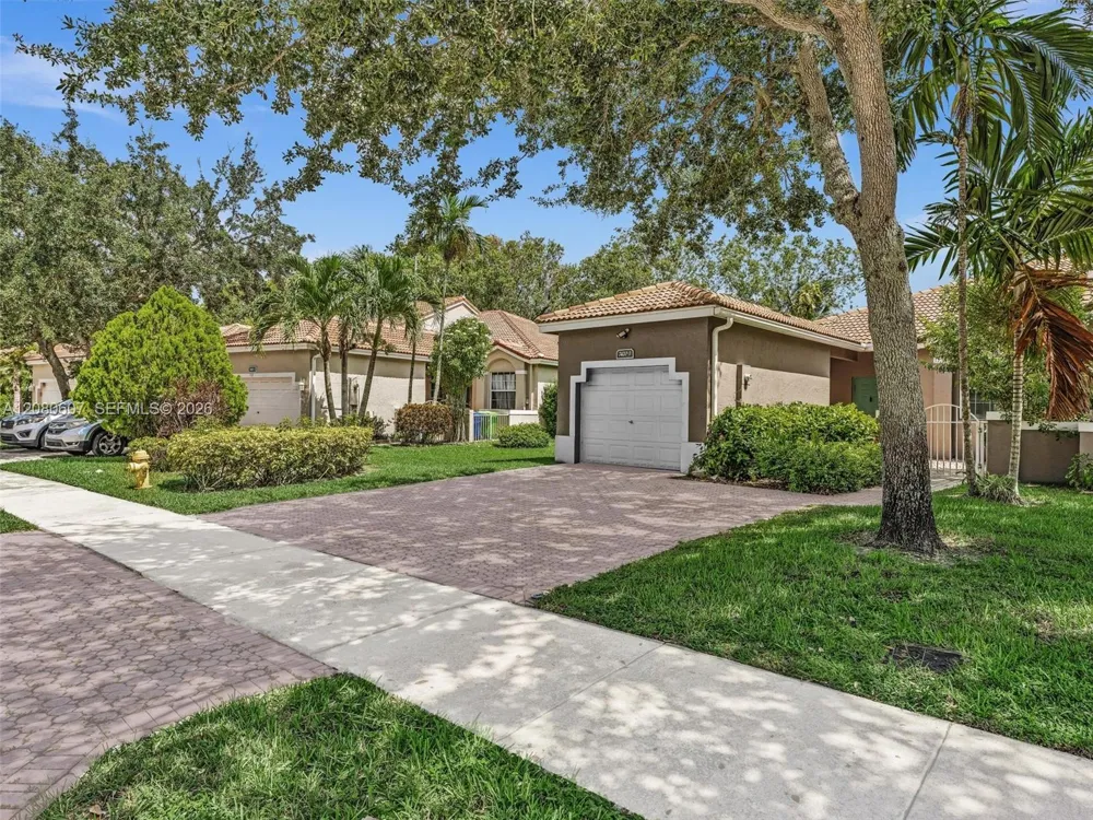 7420 S Aragon Blvd #1 Sunrise, FL 33313
