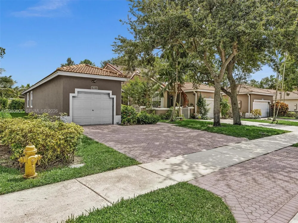 7420 S Aragon Blvd #1 Sunrise, FL 33313
