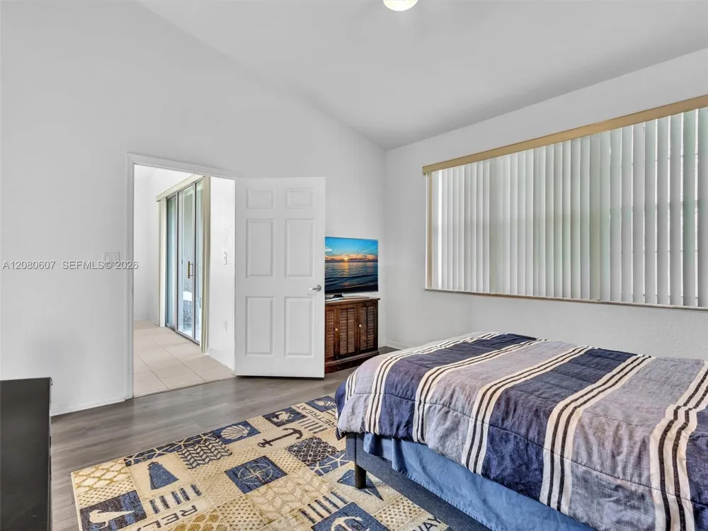 7420 S Aragon Blvd #1 Sunrise, FL 33313