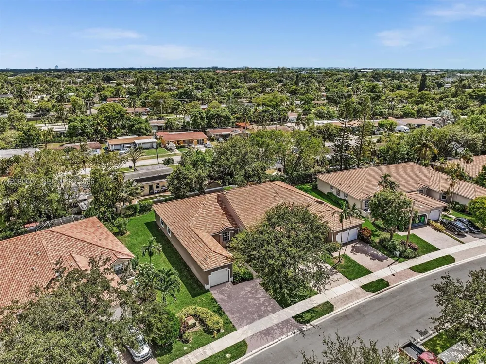 7420 S Aragon Blvd #1 Sunrise, FL 33313
