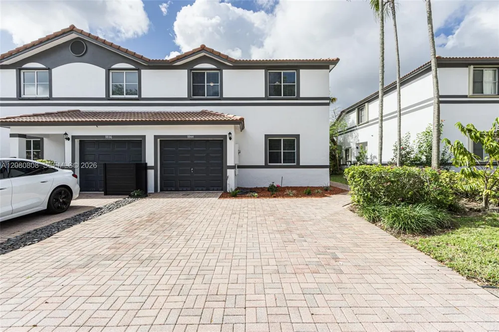 Address Not Shown Sunrise, FL 33322