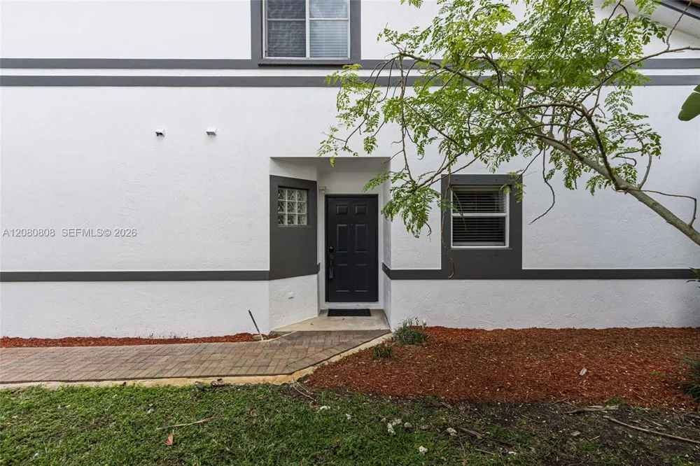 Address Not Shown Sunrise, FL 33322