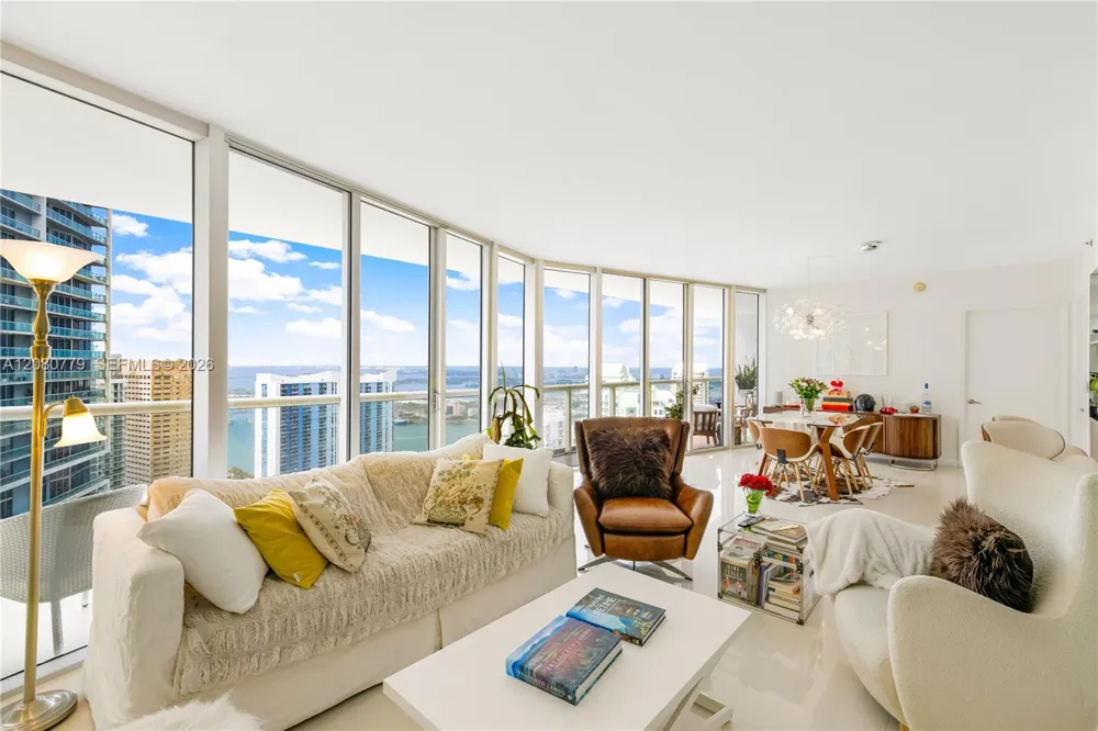 495 Brickell Ave #4704 Miami, FL 33131