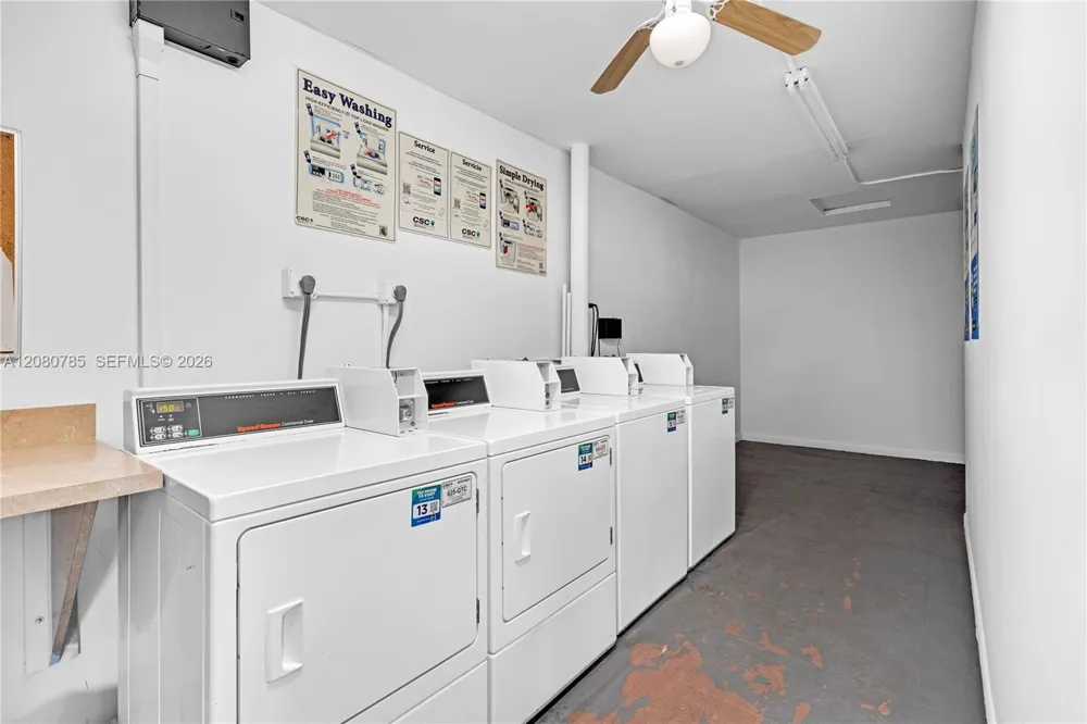 300 SW 134th Way #413E Pembroke Pines, FL 33027