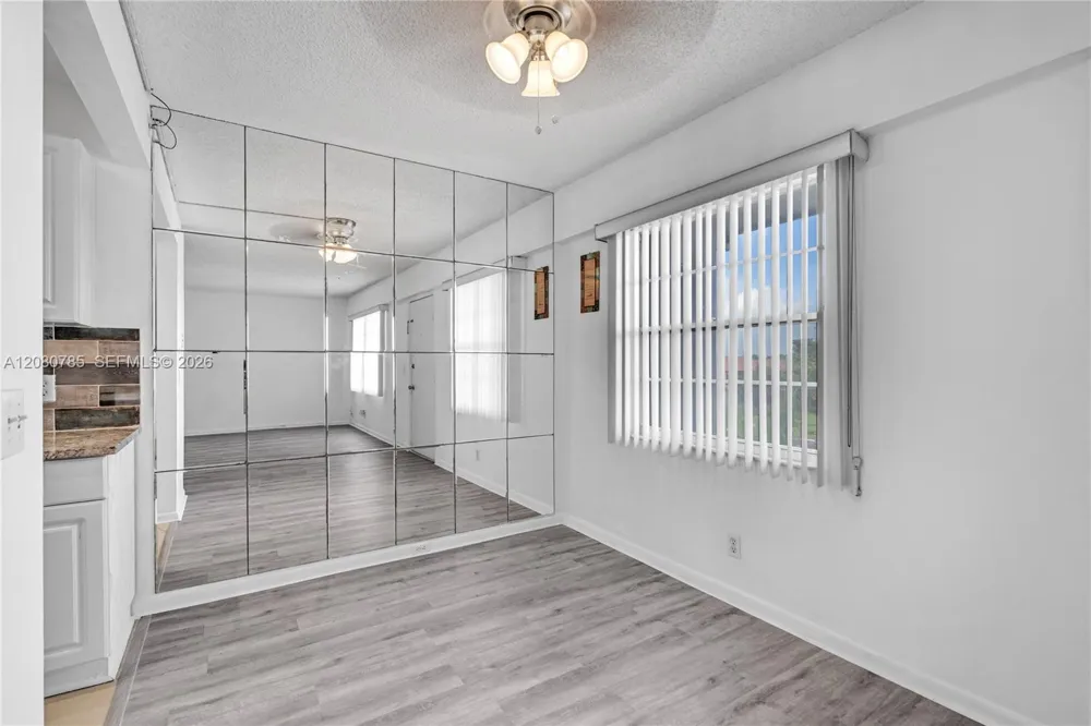 300 SW 134th Way #413E Pembroke Pines, FL 33027