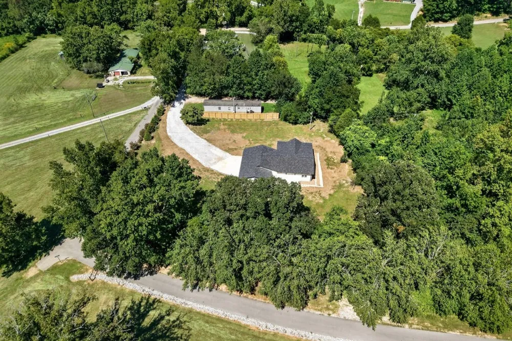 3132 Fowler Montgomery Rd Cookeville, TN 38506