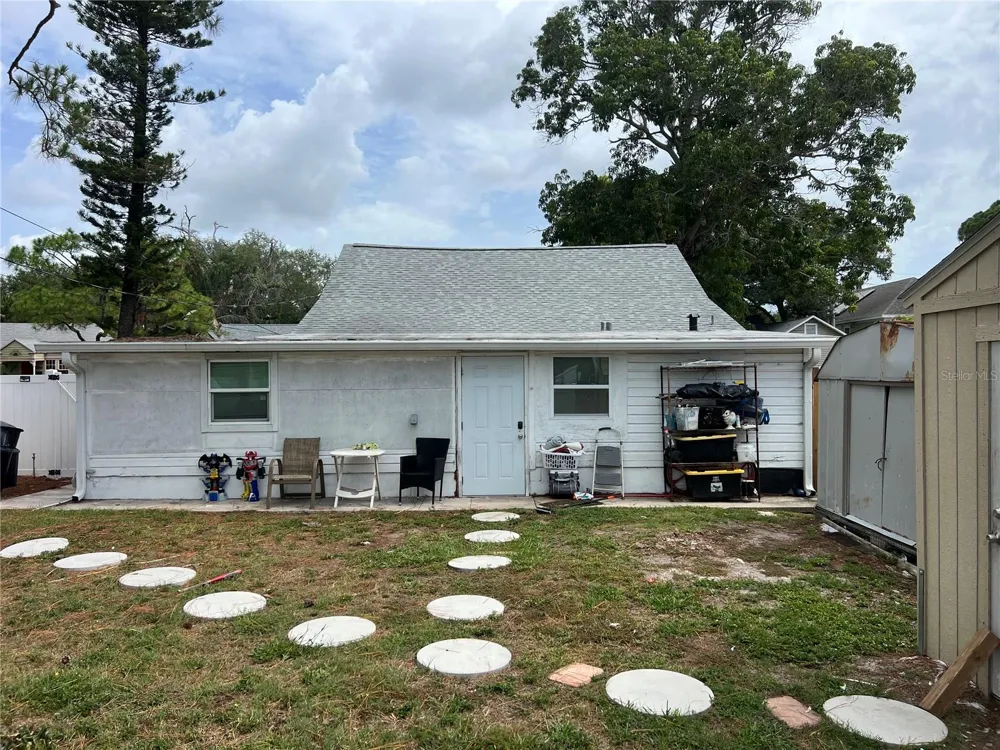 526 14TH AVENUE S St Petersburg, FL 33701