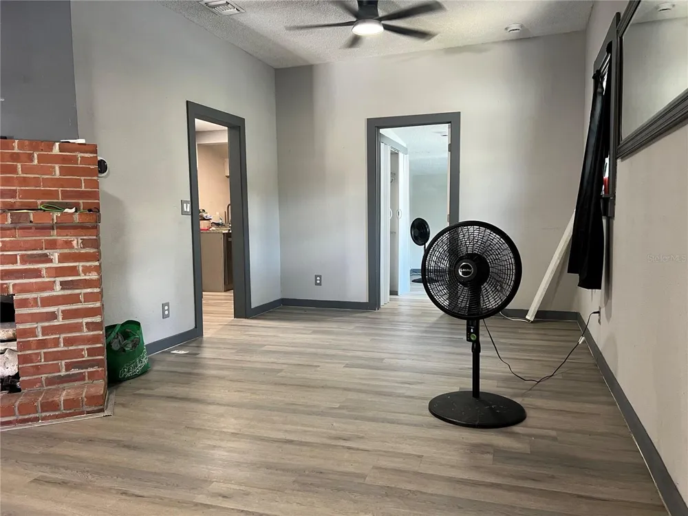 526 14TH AVENUE S St Petersburg, FL 33701