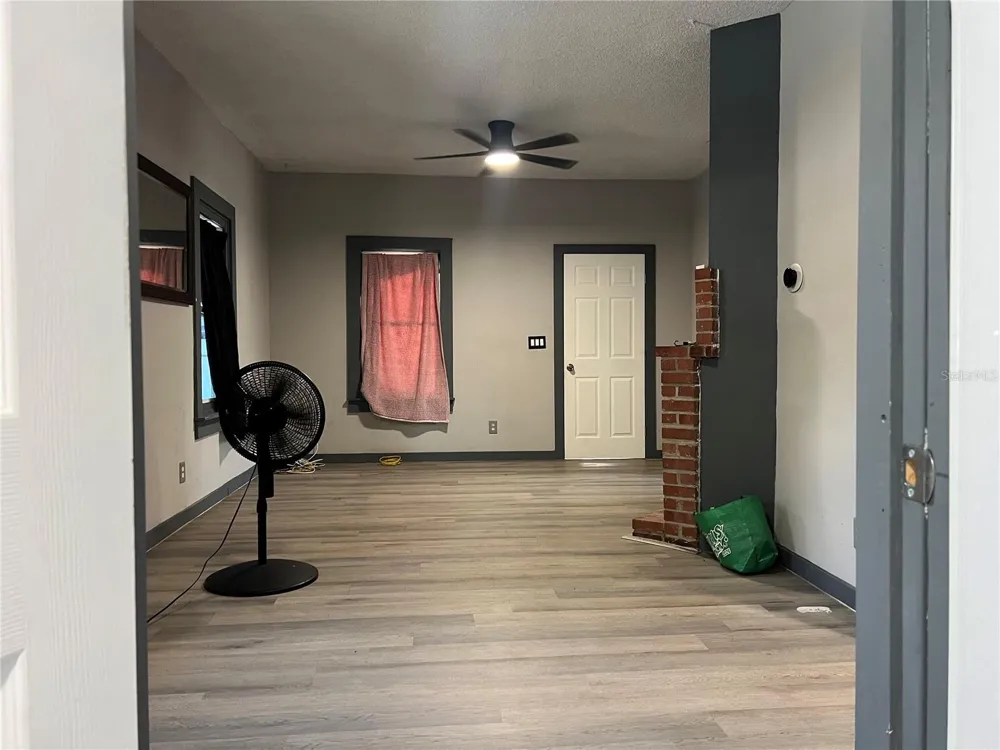 526 14TH AVENUE S St Petersburg, FL 33701