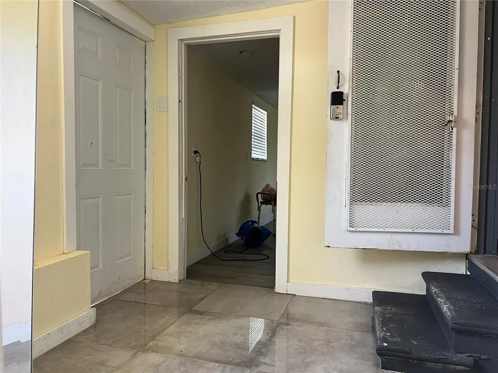 526 14TH AVENUE S St Petersburg, FL 33701