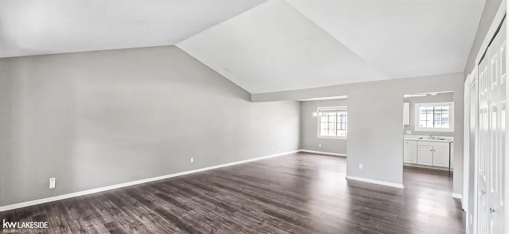 45431 Nottingham Drive Macomb Township, MI 48044