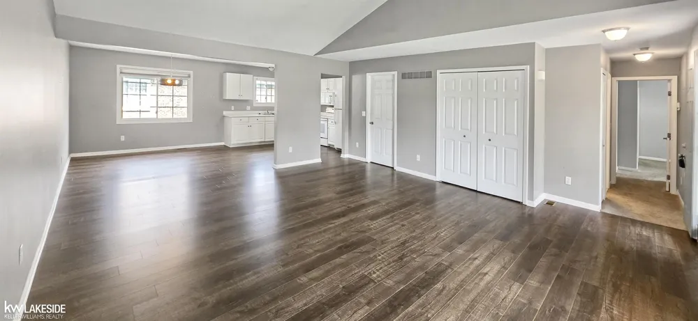 45431 Nottingham Drive Macomb Township, MI 48044
