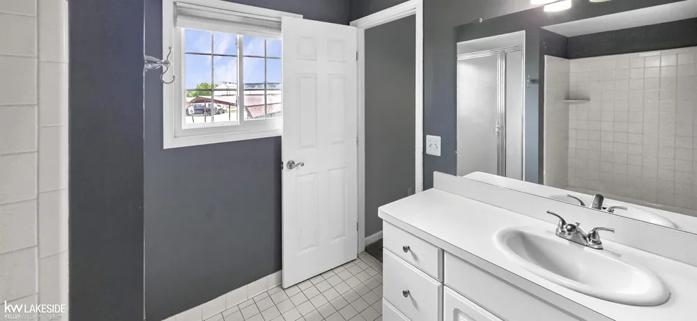 45431 Nottingham Drive Macomb Township, MI 48044