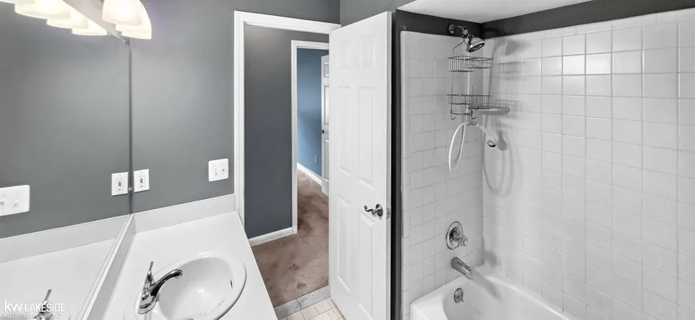 45431 Nottingham Drive Macomb Township, MI 48044