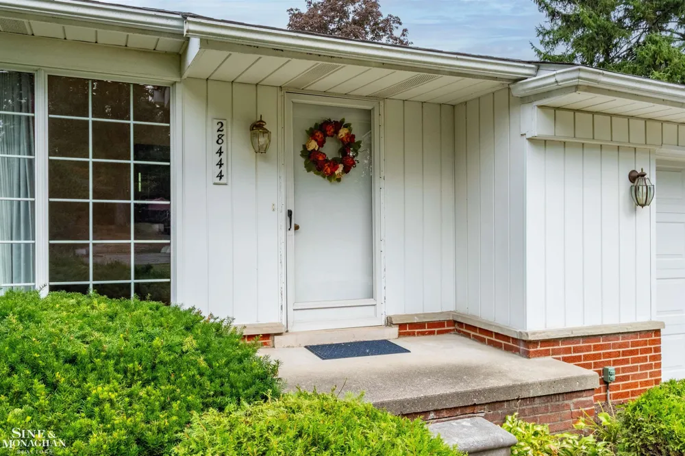 28444 Kirkside Lane Farmington Hills City, MI 48334