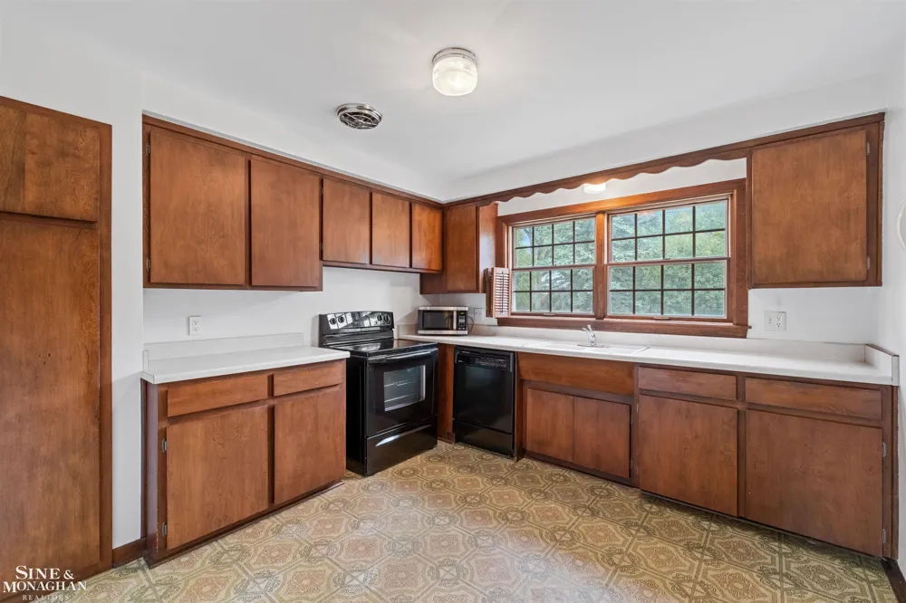 28444 Kirkside Lane Farmington Hills City, MI 48334