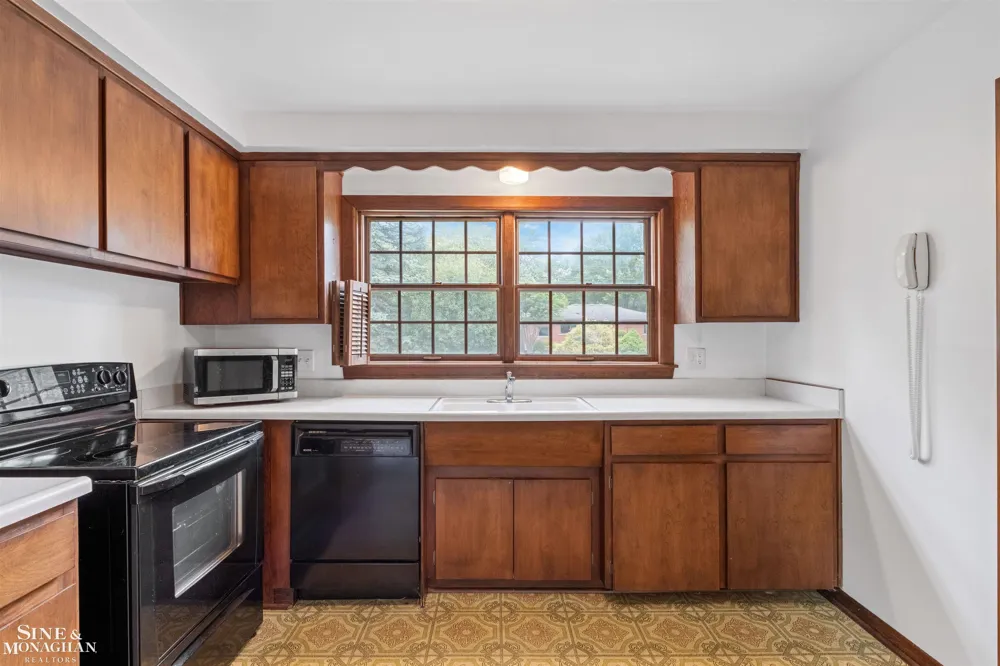 28444 Kirkside Lane Farmington Hills City, MI 48334