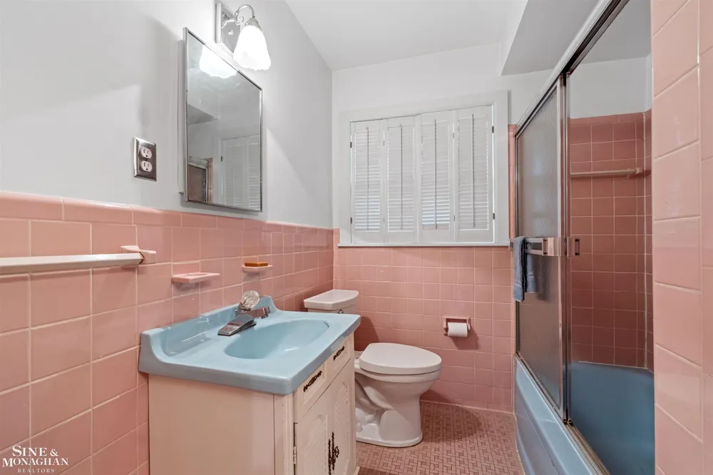 28444 Kirkside Lane Farmington Hills City, MI 48334