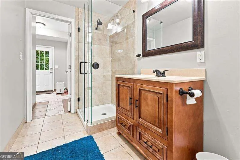 1603 Eagle DR Woodstock, GA 30189