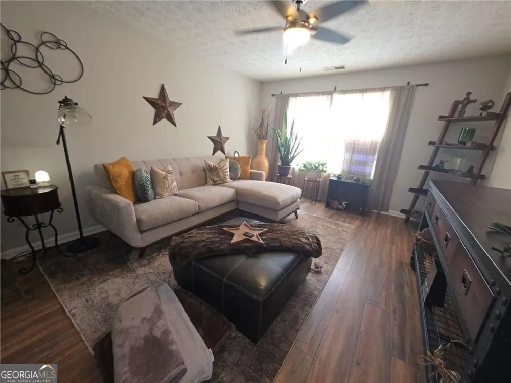 6102 Fairington Ridge CIR Lithonia, GA 30038