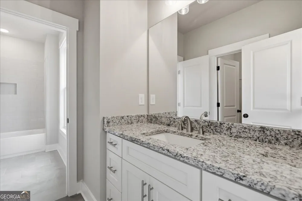 131 Maney DR Statham, GA 30666