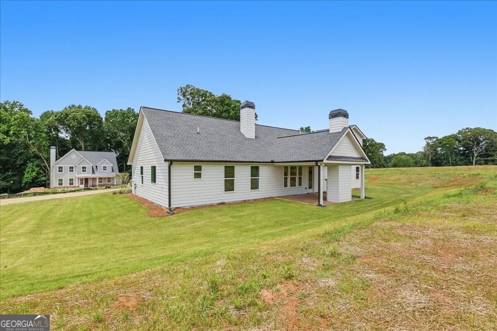 131 Maney DR Statham, GA 30666