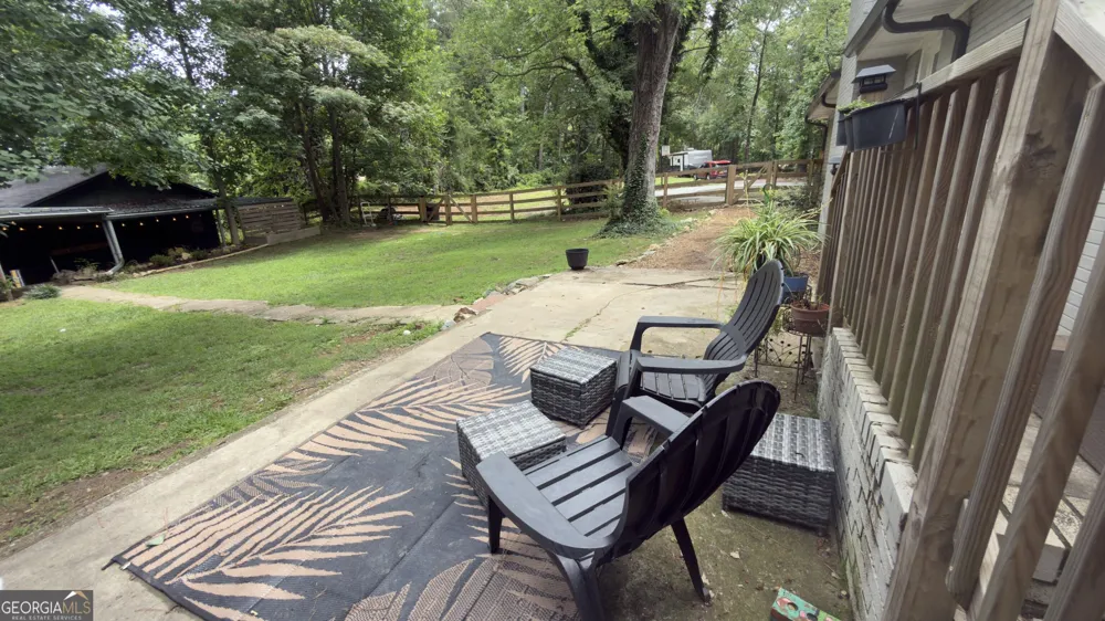 1581 Lost Mountain RD Powder Springs, GA 30127