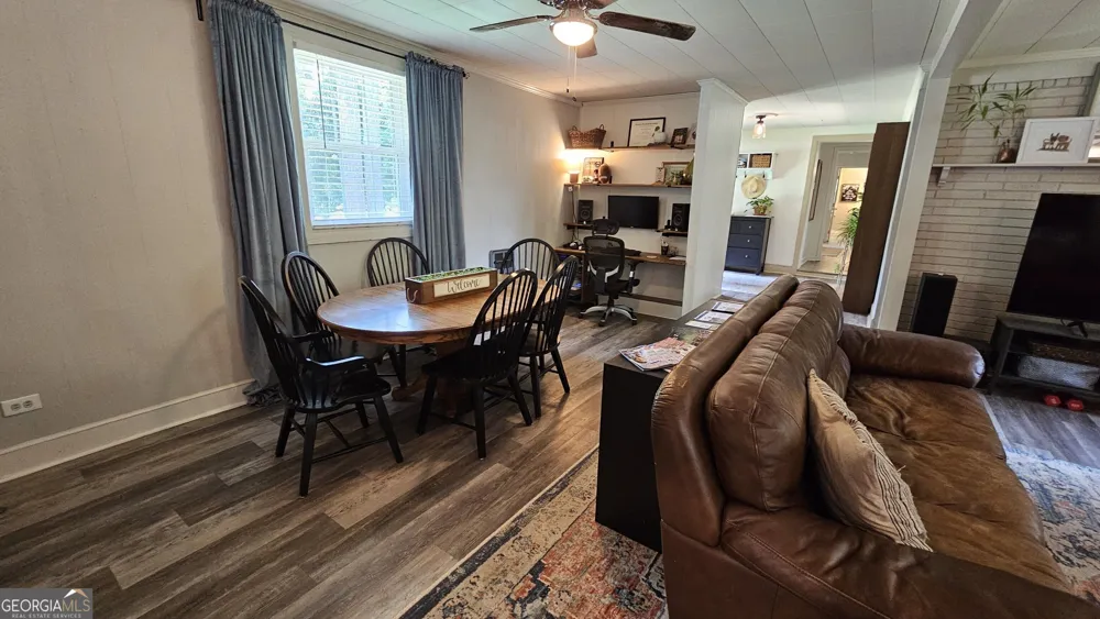1581 Lost Mountain RD Powder Springs, GA 30127